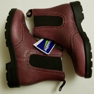 New Blundstone 1383 Brodo Vintage Red Chelsea Boot